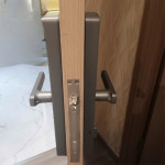 Khóa cửa vân tay điện tử Ezviz DL05