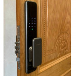 Khóa cửa vân tay Bosch EL600