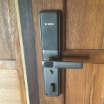 Khóa cửa vân tay Bosch ID30