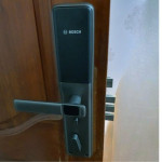 Khóa cửa vân tay Bosch ID30