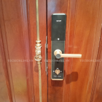 Khóa cửa vân tay thông minh SHARP A1-B